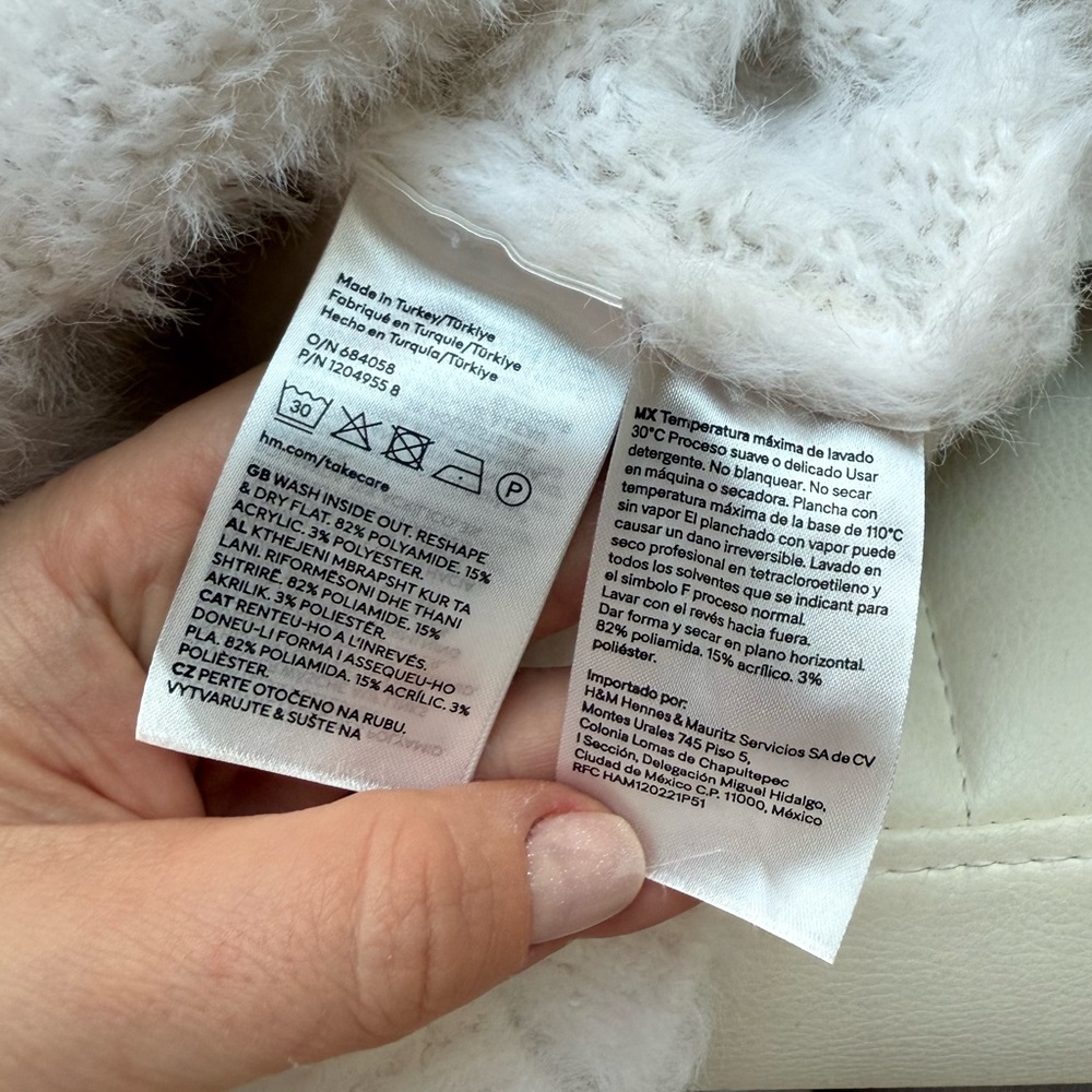 Cozy White Turtleneck Sweater - Picture 6 of 8